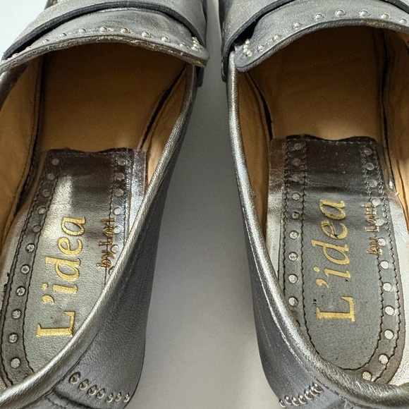 L’idea by Lori Aged Silver All Leather Loafers w Silver Studs Throughout. 6.5 - Picture 4 of 15